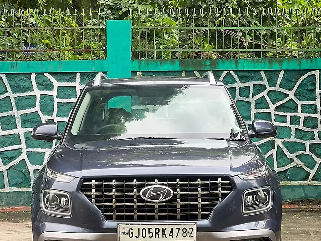 Used 2020 Hyundai Venue in Surat