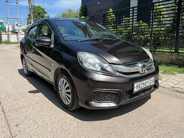 Used 2017 Honda Amaze in Faridabad
