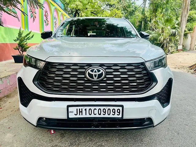 Used 2023 Toyota Innova Hyrcross in Delhi