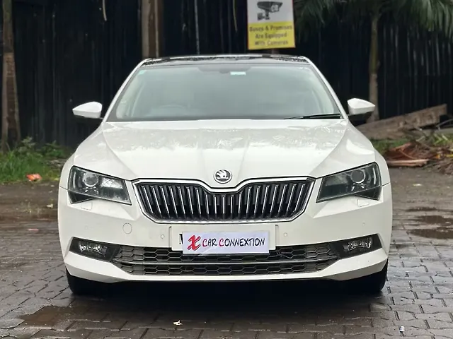 Used 2016 Skoda Superb in Mumbai