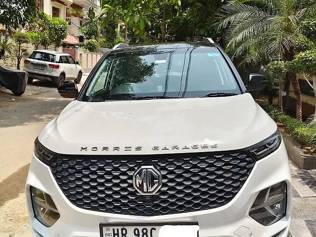 Used 2022 MG Hector Plus in Delhi