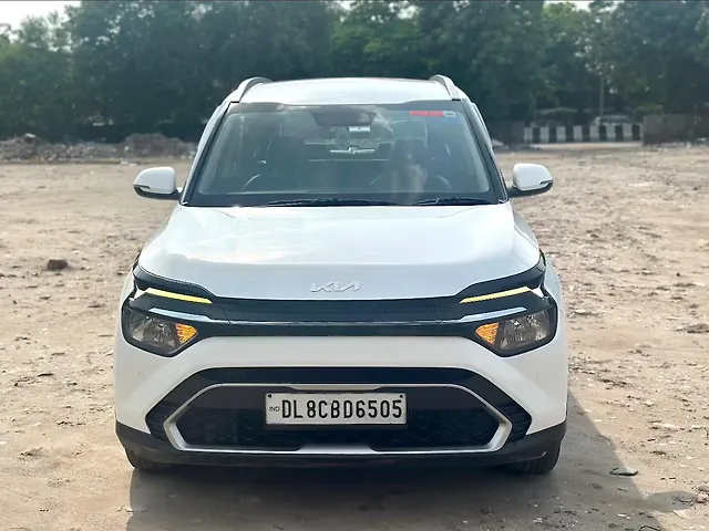 Used 2022 Kia Carens in Delhi