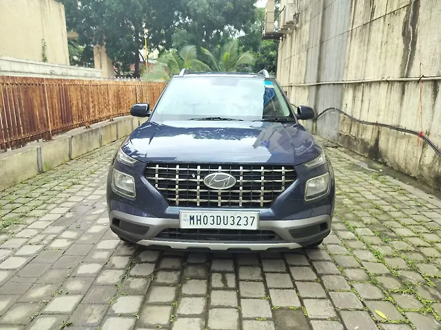 Used 2021 Hyundai Venue in Mumbai