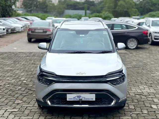 Used 2023 Kia Carens in Mumbai