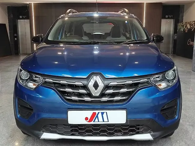 Used 2022 Renault Triber in Ahmedabad