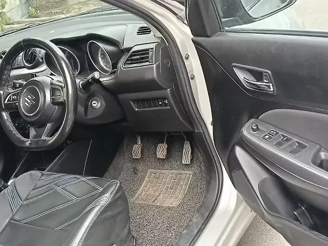 Used Maruti Suzuki Swift [2021-2024] VXi in Kanpur