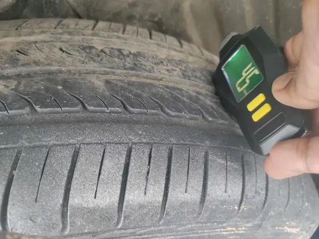 Used Maruti Suzuki Ertiga [2015-2018] VDI SHVS in Bangalore