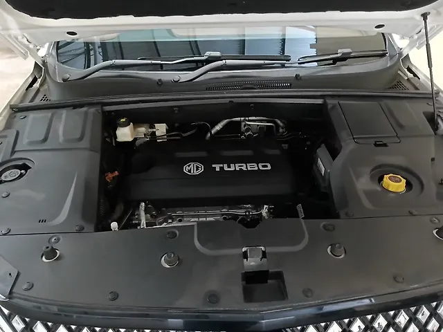 Used MG Hector Plus Savvy Pro 1.5 Turbo Petrol CVT 6 STR in Hyderabad
