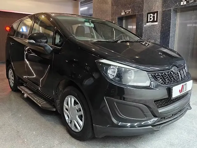 Used Mahindra Marazzo [2018-2020] M4 8 STR in Ahmedabad