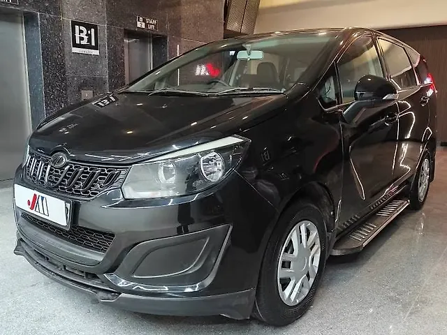Used Mahindra Marazzo [2018-2020] M4 8 STR in Ahmedabad