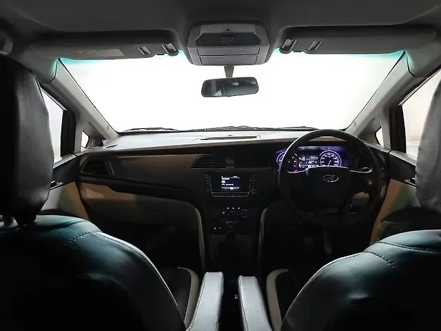 Used Mahindra Marazzo [2018-2020] M4 8 STR in Ahmedabad