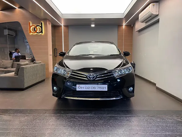 Used 2014 Toyota Corolla Altis in Mumbai