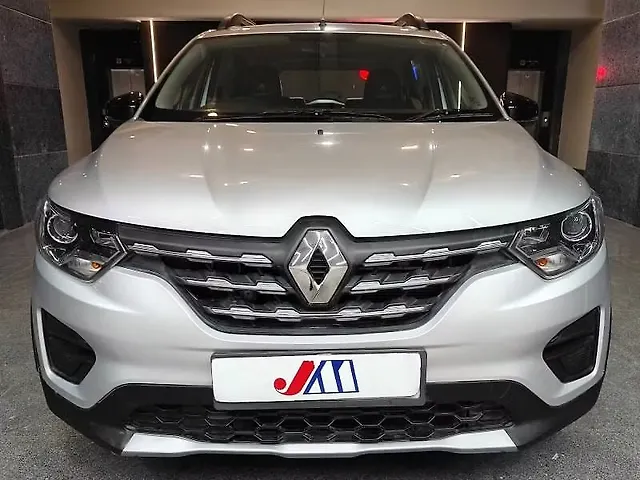 Used 2022 Renault Triber in Ahmedabad