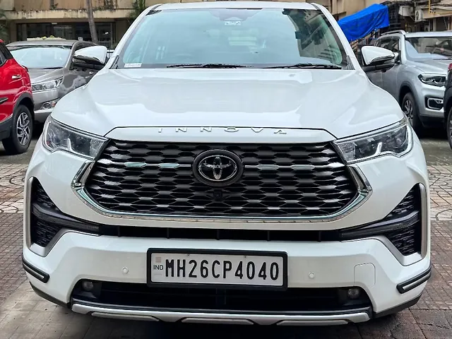 Used 2025 Toyota Innova Hycross in Mumbai