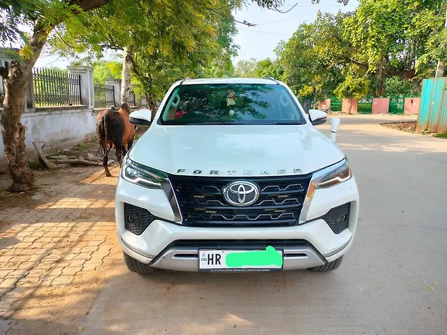 Used 2023 Toyota Fortuner in Delhi