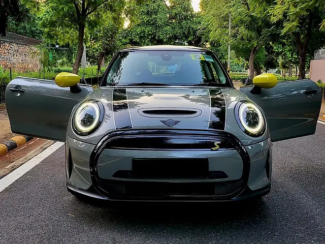 Used 2023 MINI Cooper SE in Delhi
