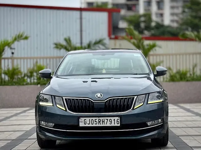 Used 2019 Skoda Octavia in Surat