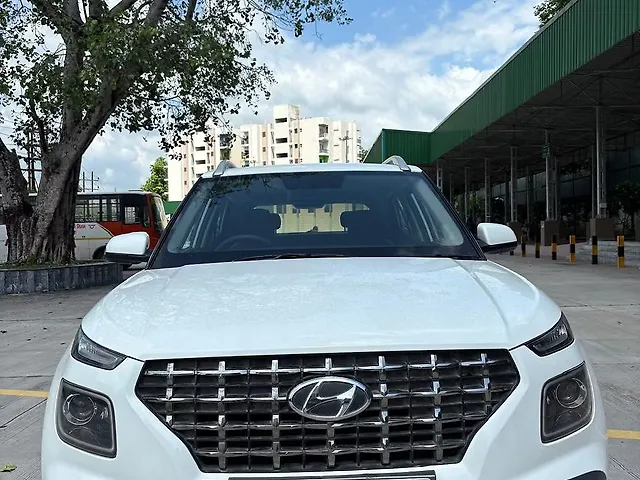 Used 2019 Hyundai Venue in Kanpur