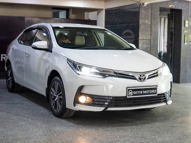 Used 2018 Toyota Corolla Altis in Delhi