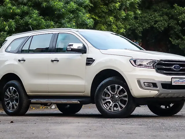 Used 2020 Ford Endeavour in Delhi