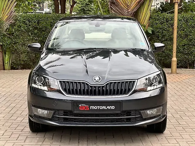 Used 2017 Skoda Rapid in Surat