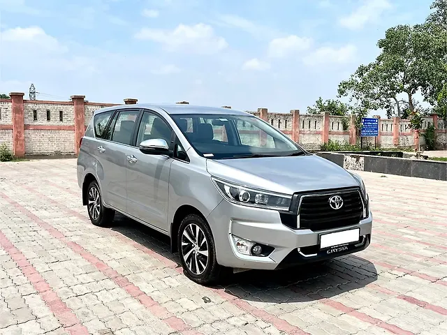 Used 2024 Toyota Innova Crysta in Delhi