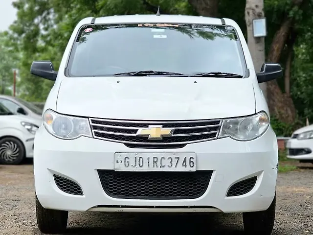 Used 2013 Chevrolet Enjoy in Ahmedabad