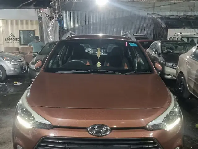 Used 2015 Hyundai i20 Active in Mumbai