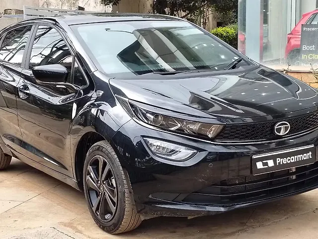 Used 2023 Tata Altroz in Bangalore