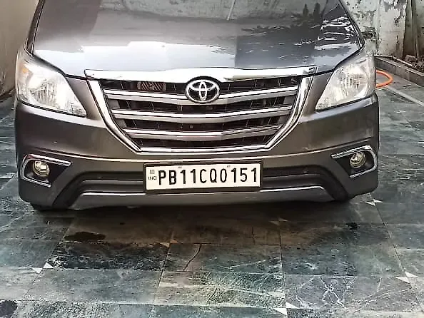 Used 2013 Toyota Innova in Ludhiana
