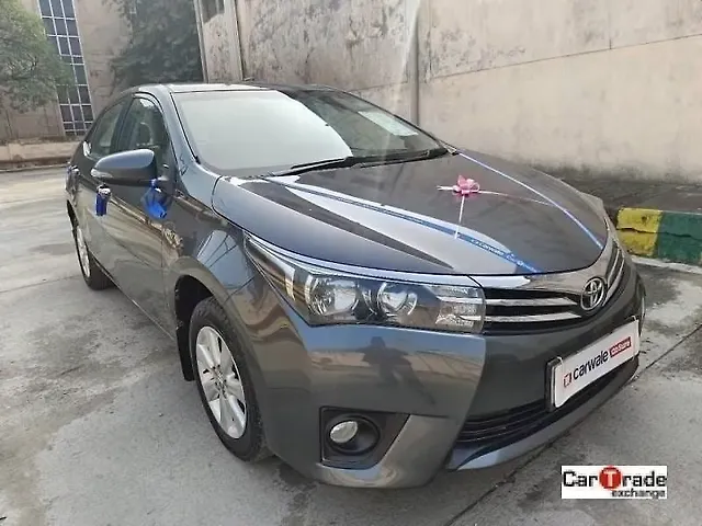 Used 2015 Toyota Corolla Altis in Noida