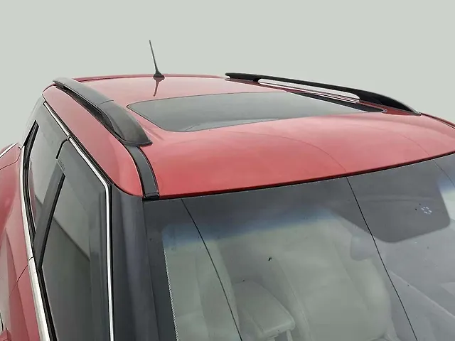 Used Mahindra XUV300 [2019-2024] W8 (O) 1.2 Petrol AMT in Chennai