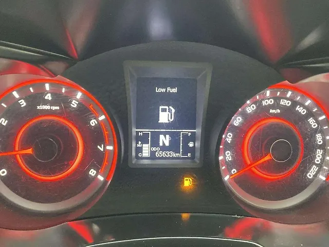 Used Mahindra XUV300 [2019-2024] W8 (O) 1.2 Petrol AMT in Chennai