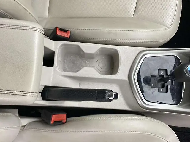 Used Mahindra XUV300 [2019-2024] W8 (O) 1.2 Petrol AMT in Chennai