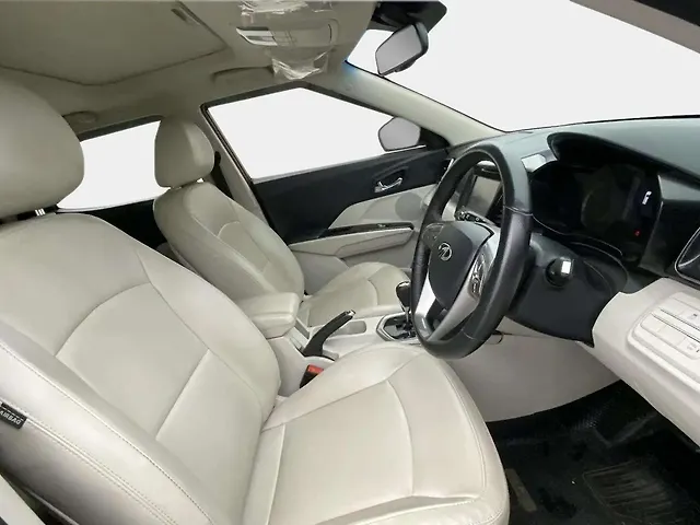 Used Mahindra XUV300 [2019-2024] W8 (O) 1.2 Petrol AMT in Chennai