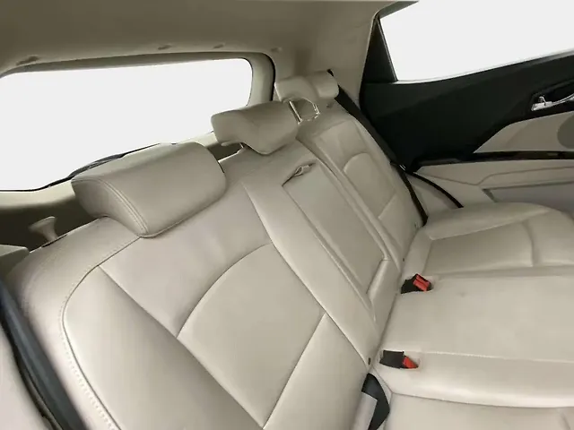 Used Mahindra XUV300 [2019-2024] W8 (O) 1.2 Petrol AMT in Chennai