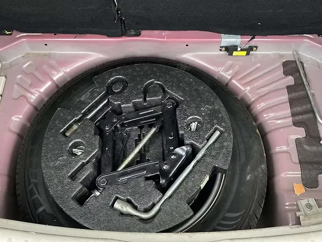 Used Mahindra XUV300 [2019-2024] W8 (O) 1.2 Petrol AMT in Chennai