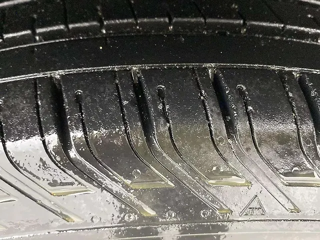 Used Mahindra XUV300 [2019-2024] W8 (O) 1.2 Petrol AMT in Chennai