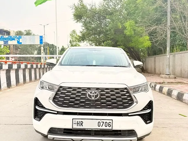 Used 2023 Toyota Innova Hycross in Delhi