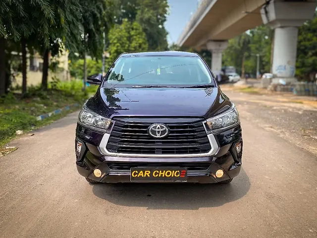 Used 2022 Toyota Innova Crysta in Kolkata
