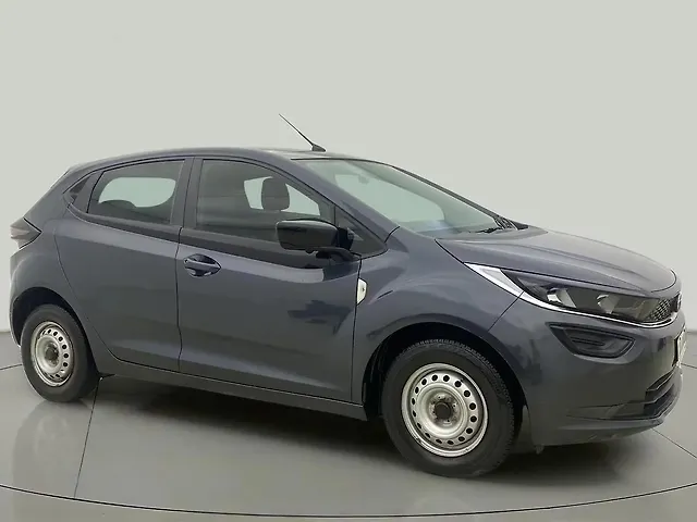 Used 2020 Tata Altroz in Mumbai