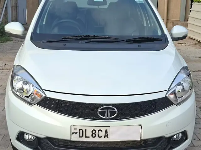Used 2017 Tata Tigor in Delhi