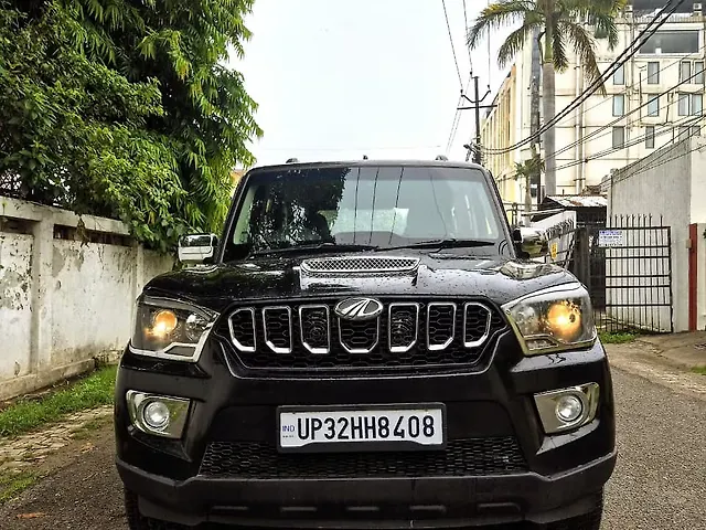 Used 2016 Mahindra Scorpio in Lucknow