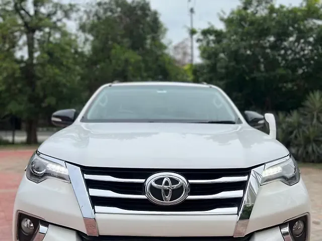 Used 2017 Toyota Fortuner in Delhi