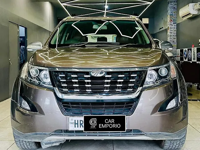 Used 2018 Mahindra XUV500 in Delhi