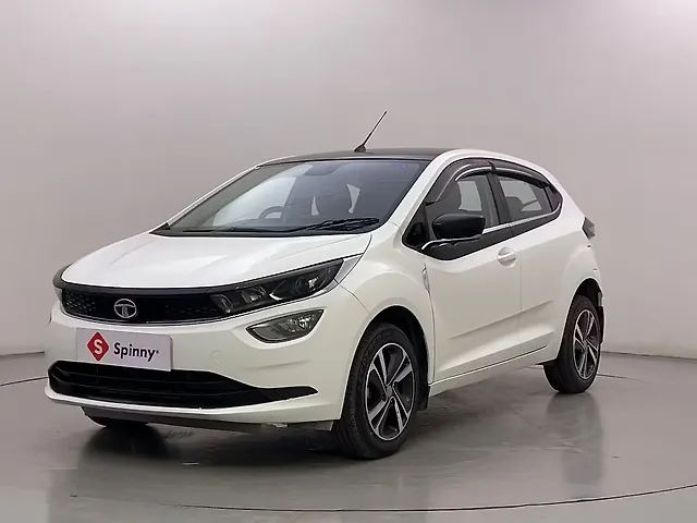 Used 2023 Tata Altroz in Bangalore