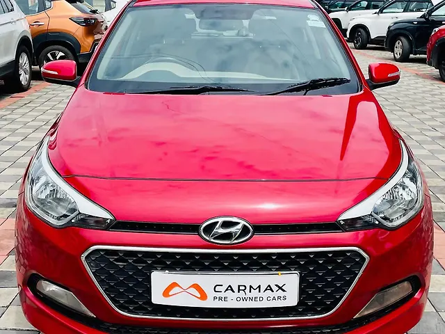 Used 2015 Hyundai Elite i20 in Surat