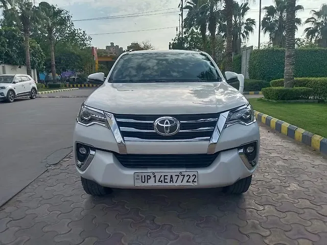 Used 2019 Toyota Fortuner in Delhi