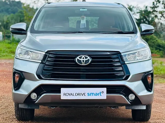 Used 2017 Toyota Innova Crysta in Kochi