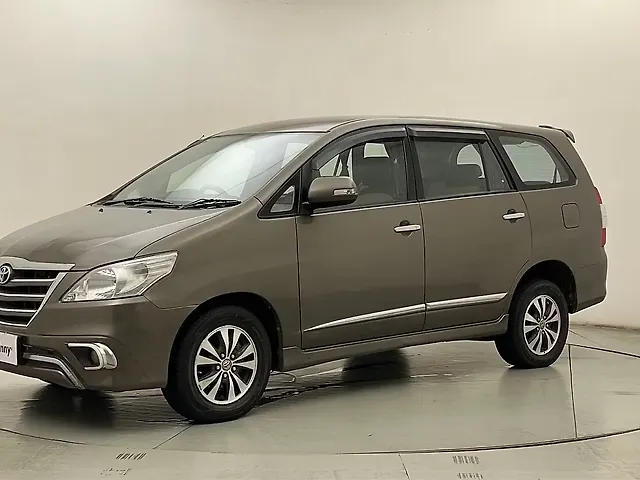 Used 2015 Toyota Innova in Mumbai